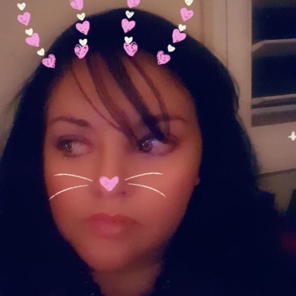 Hello, welcome to my closet!!! - Picture 7 of 7